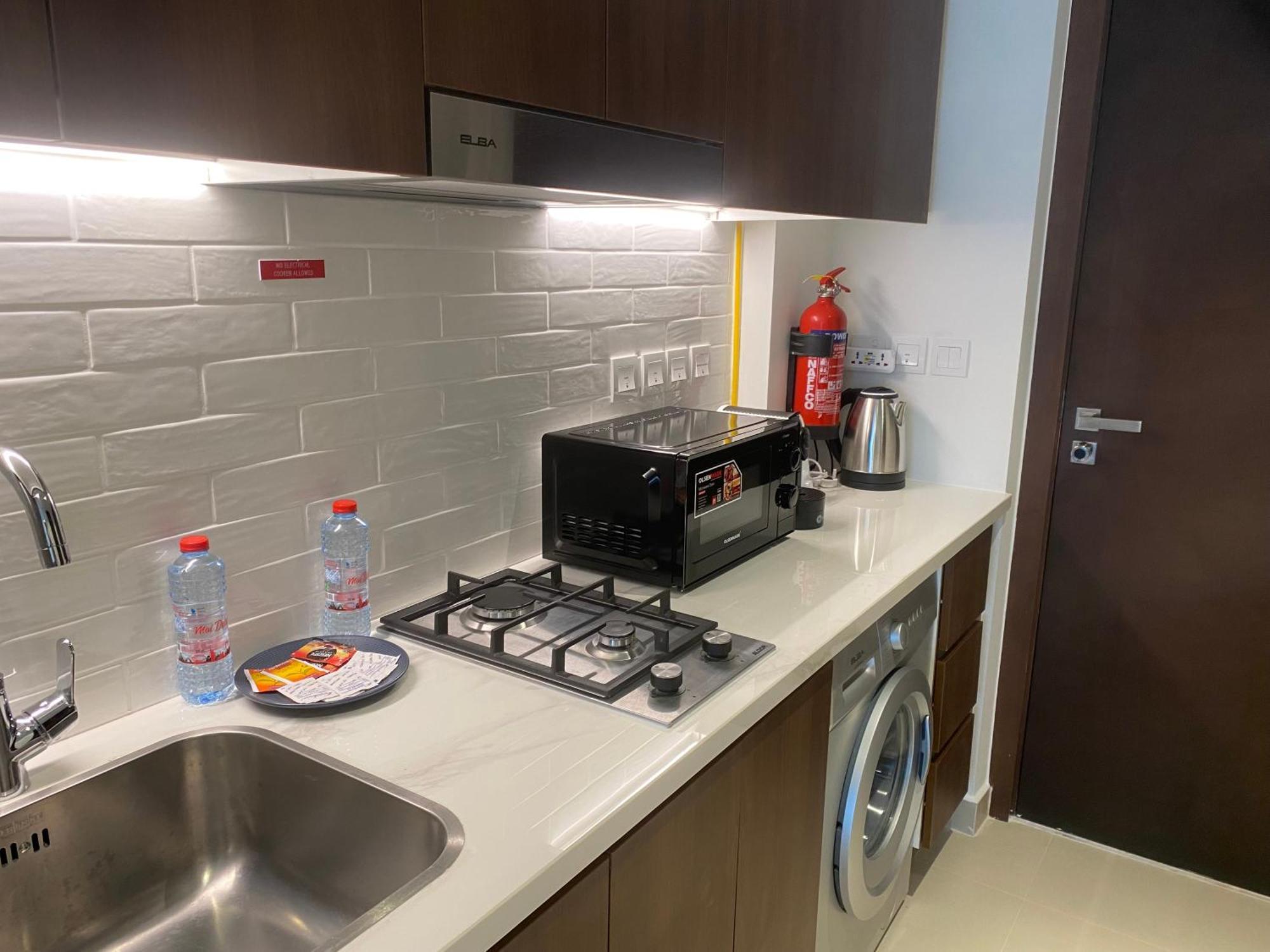 Apartment Beautiful Whit Pool Rooftop Near Metro Dubai