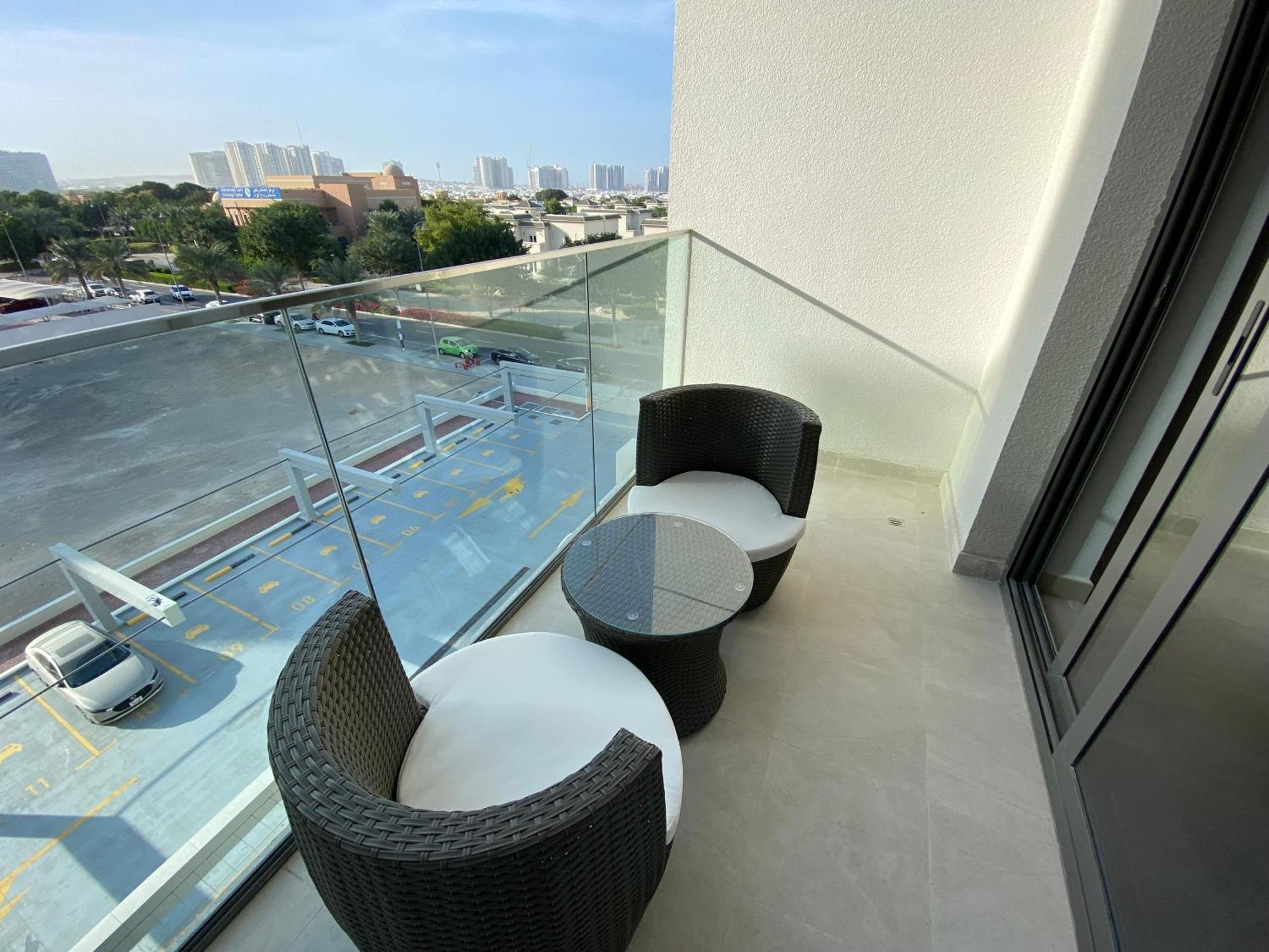 Apartment Beautiful Whit Pool Rooftop Near Metro *