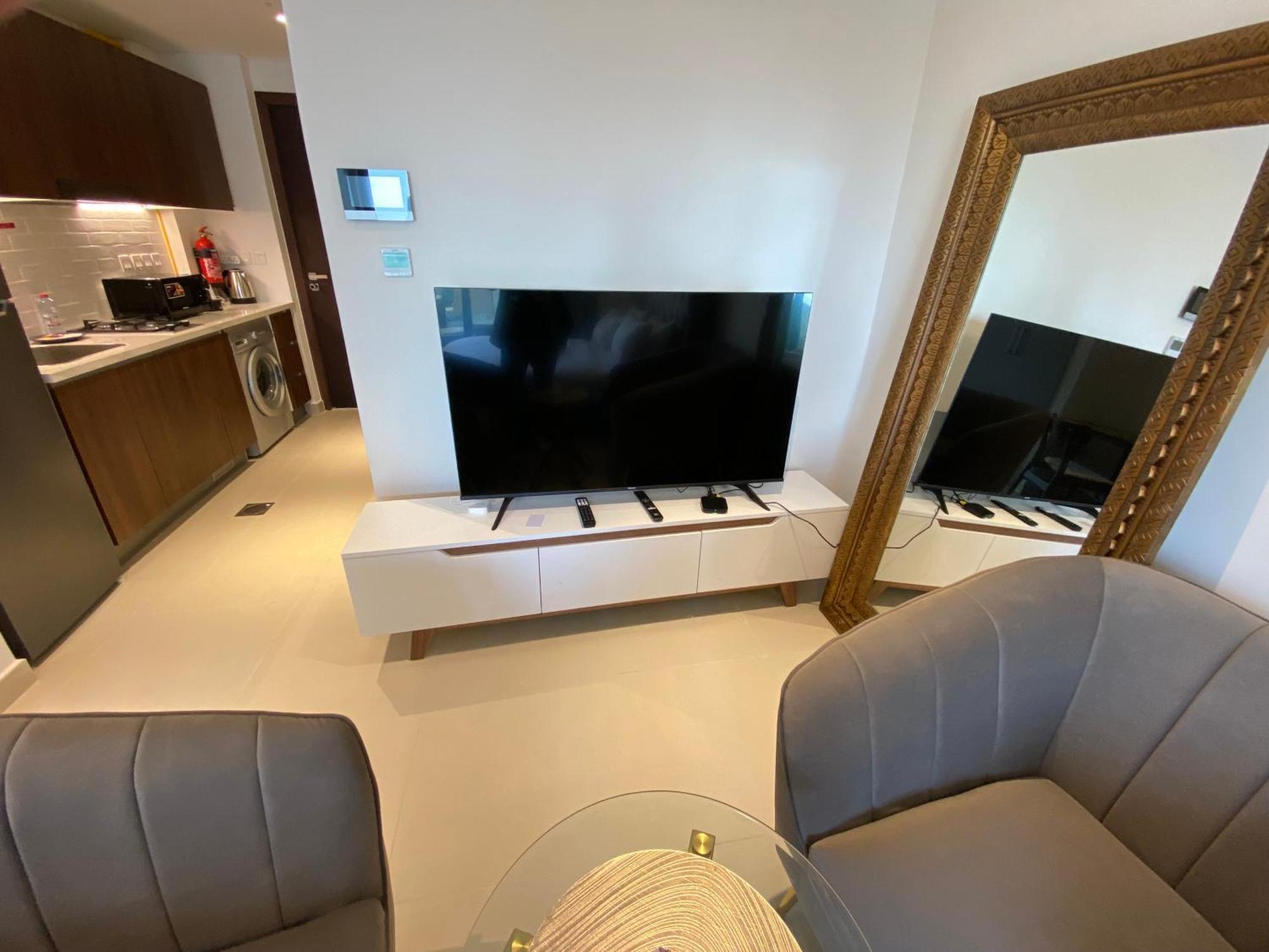 Apartment Beautiful Whit Pool Rooftop Near Metro Dubai