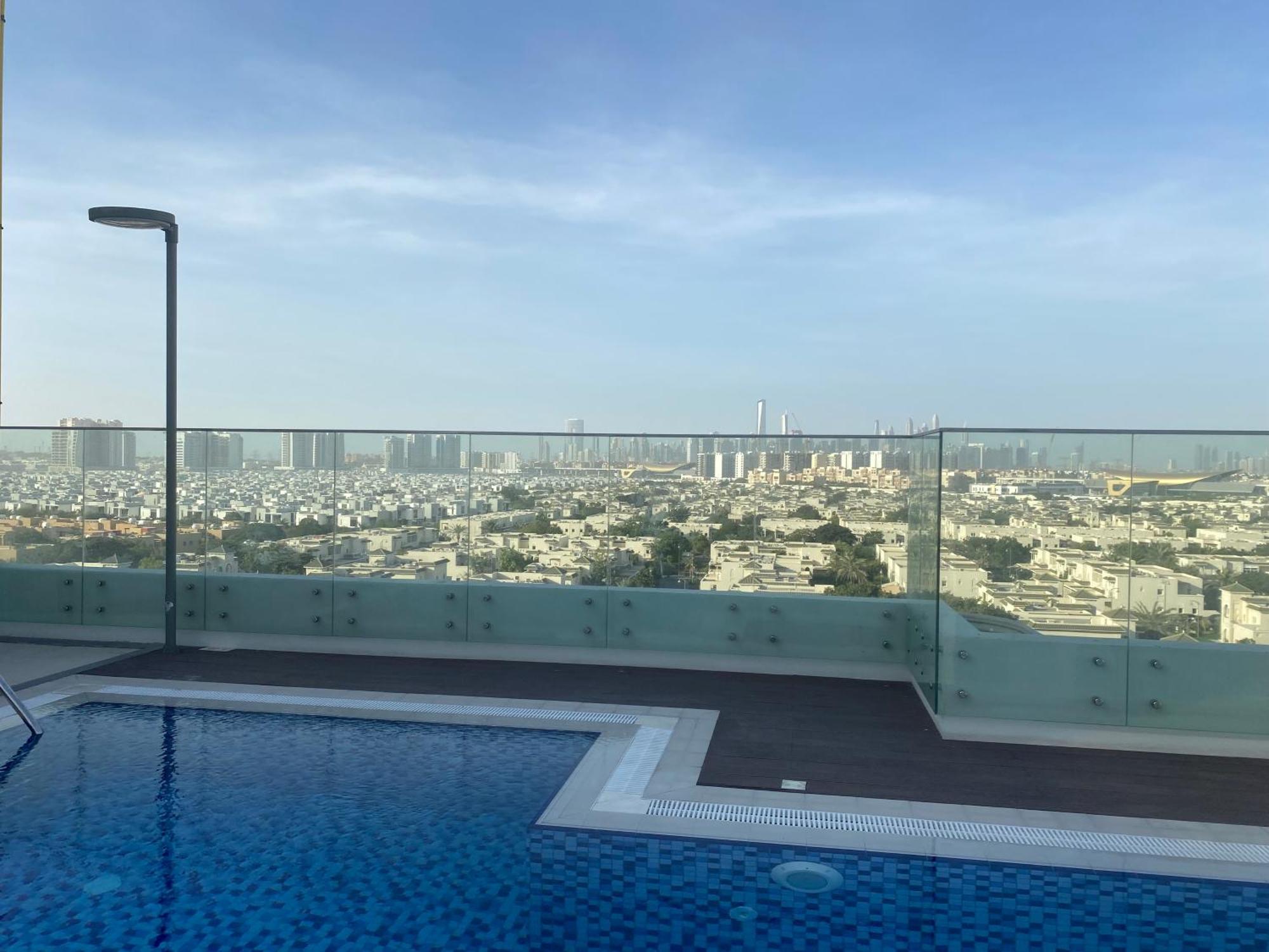 Apartment Beautiful Whit Pool Rooftop Near Metro *